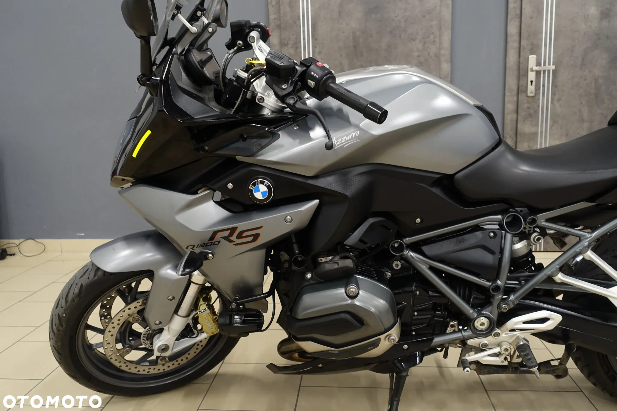 BMW R - 9