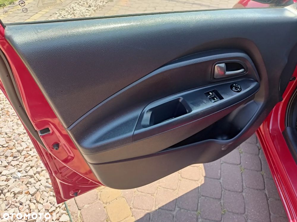 Kia Rio 1.2 Business Line - 12