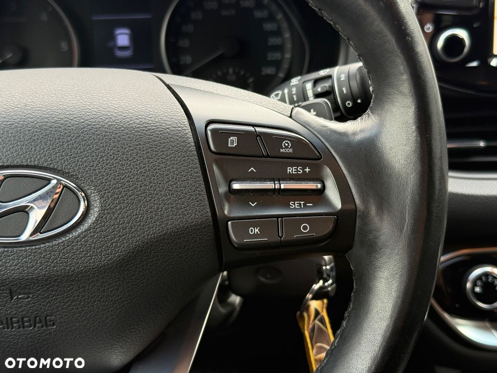 Hyundai i30 1.6 D Comfort DCT - 29