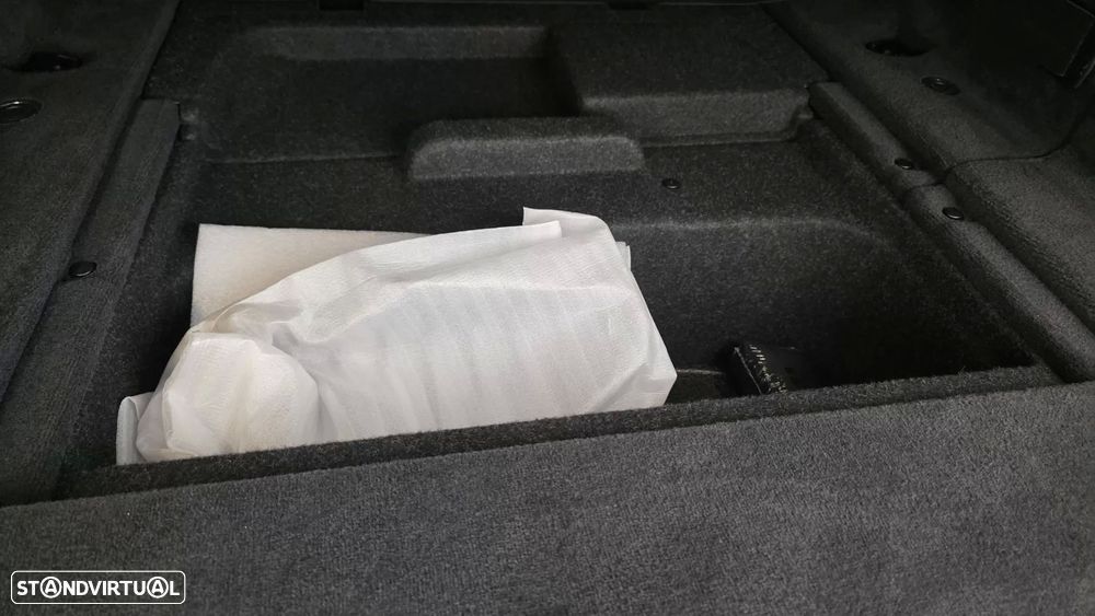 BMW 318 d Pack M Auto - 30