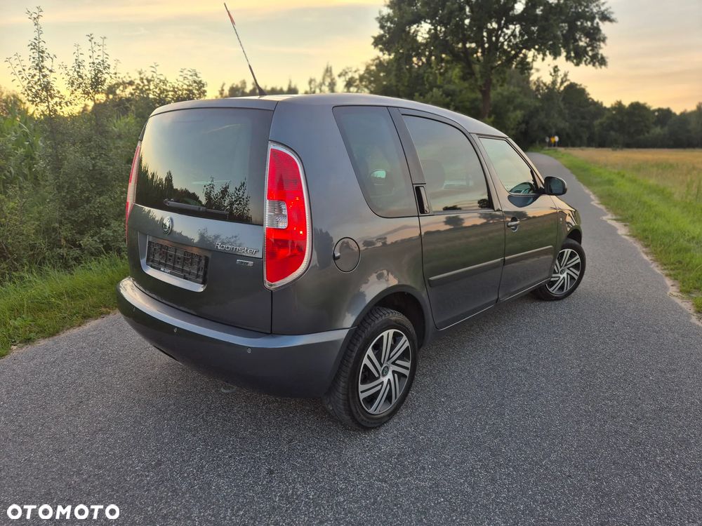 Skoda Roomster 1.6 16V Comfort PLUS EDITION - 4