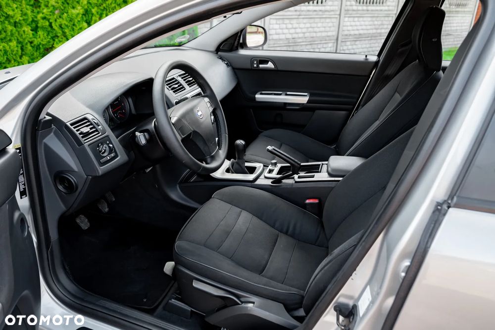 Volvo S40 1.6D DPF DRIVe Momentum - 16