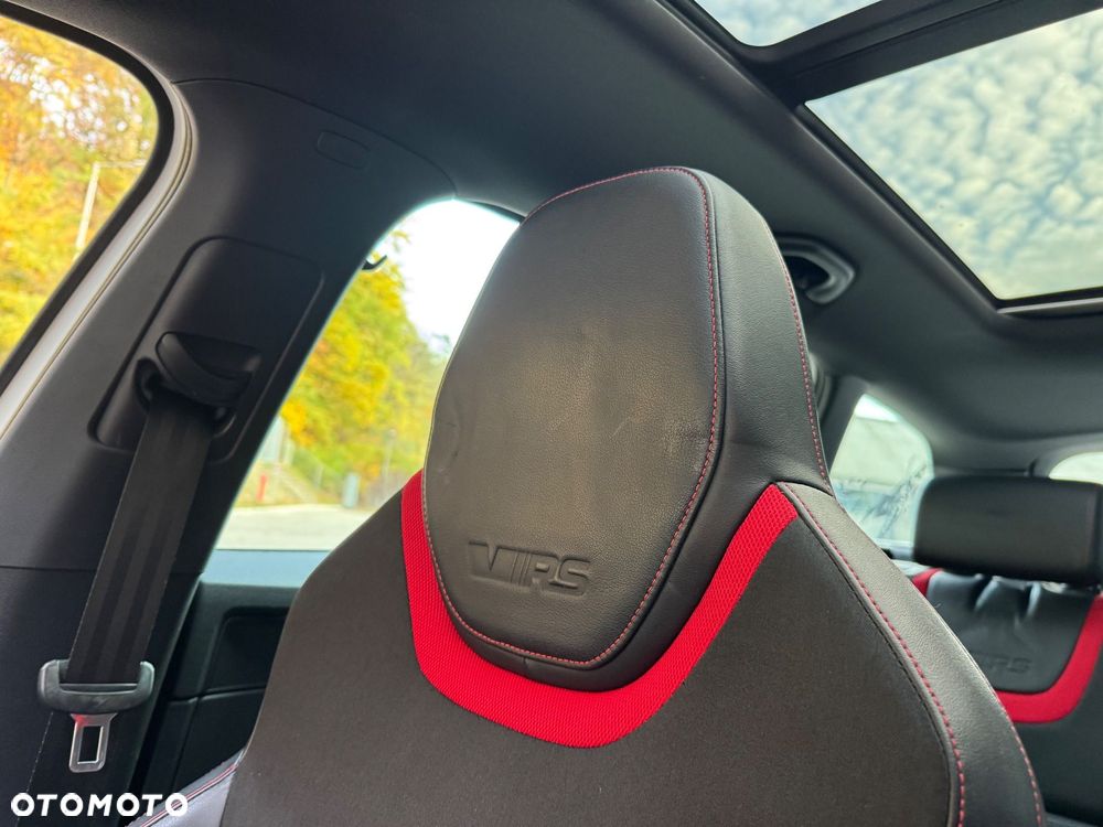 Skoda Octavia Combi 2.0 TDI RS - 31