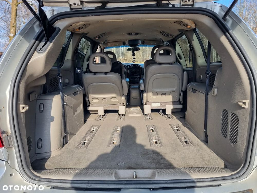 Chrysler Grand Voyager 3.3 Limited AWD - 12