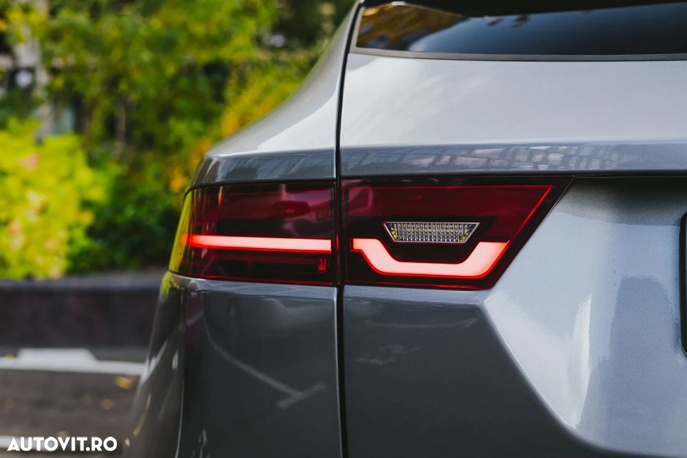 Jaguar E-Pace D200 AWD R-Dynamic SE - 8