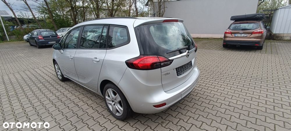 Opel Zafira - 3
