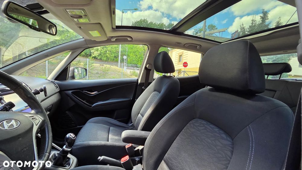 Hyundai ix20 1.6 CRDi blue Comfort - 14