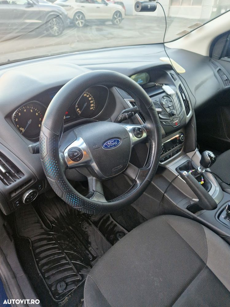 Ford Focus 1.0 EcoBoost Sport - 8