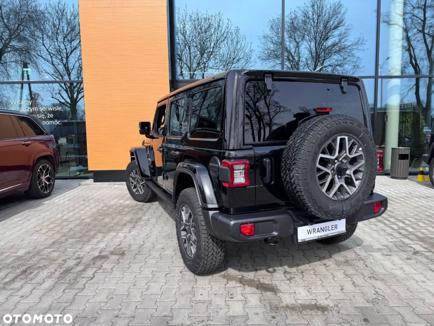 Jeep Wrangler - 12