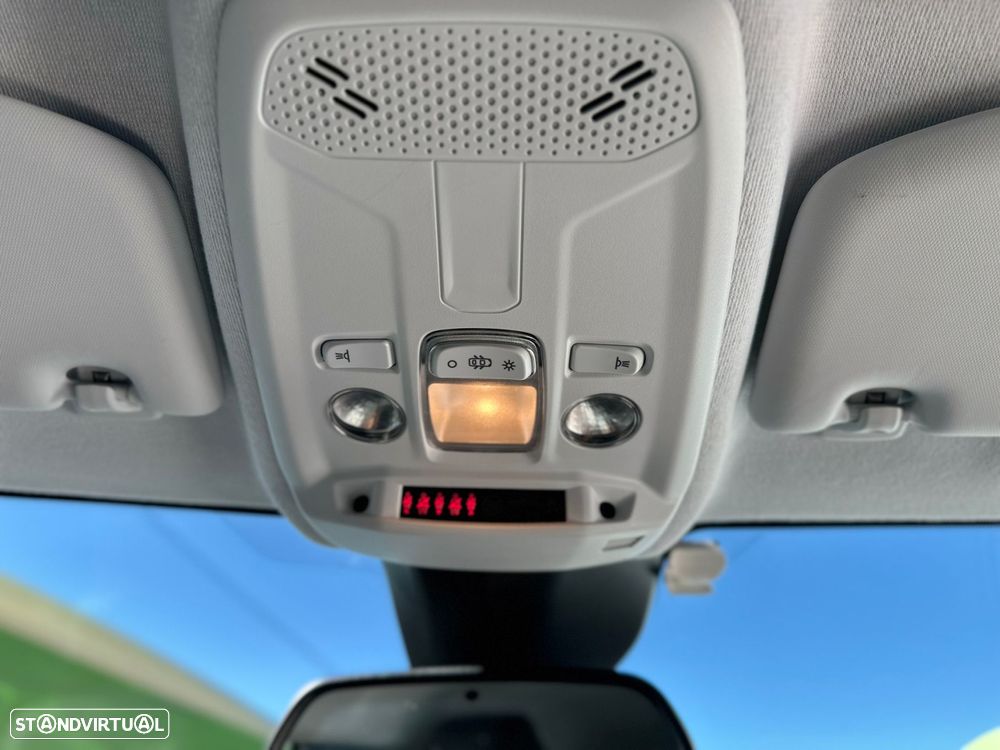 Peugeot 208 1.2 PureTech Active - 17