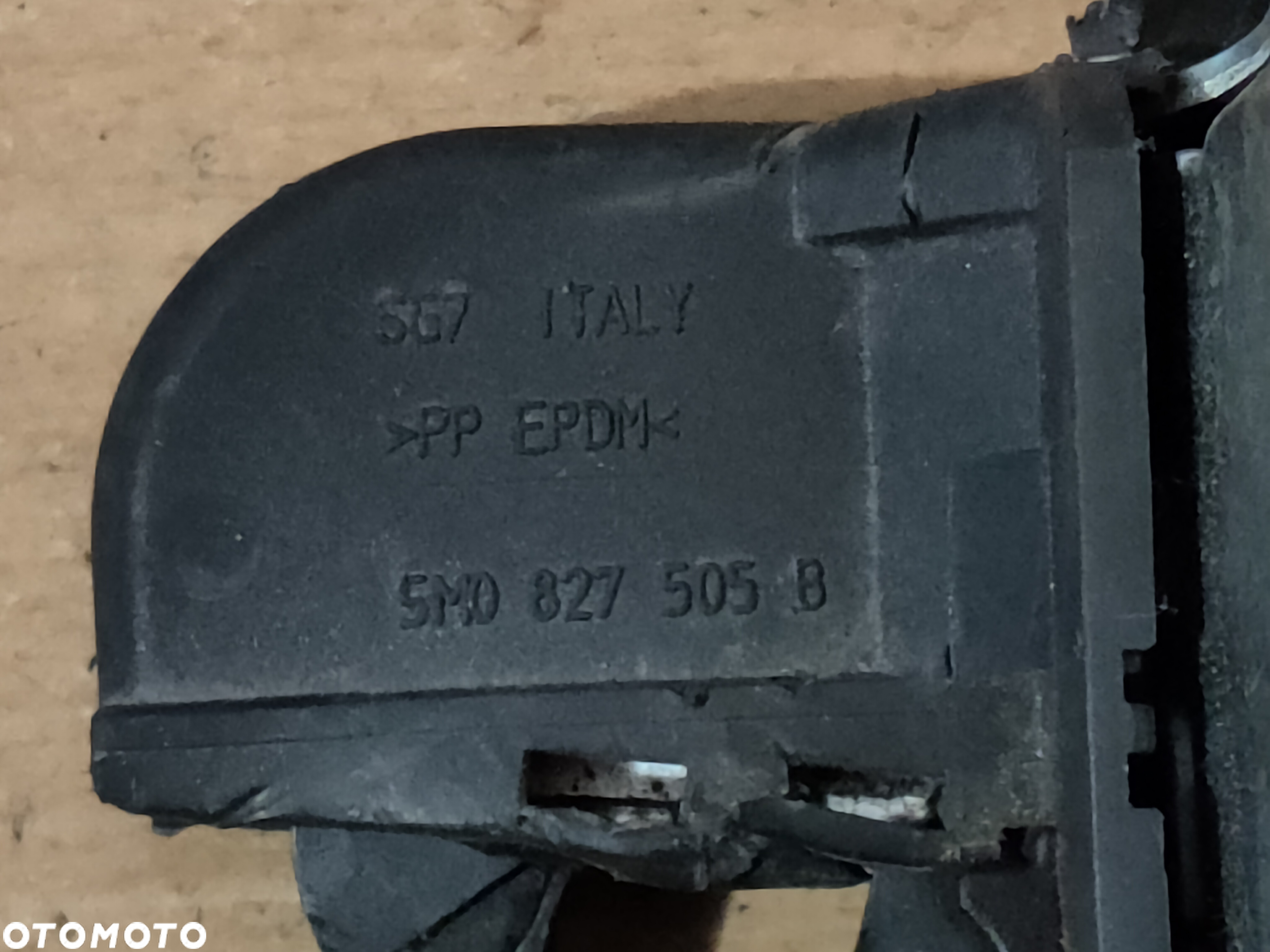 Zamek klapy Volkswagen Golf Plus 5M0827505B - 4