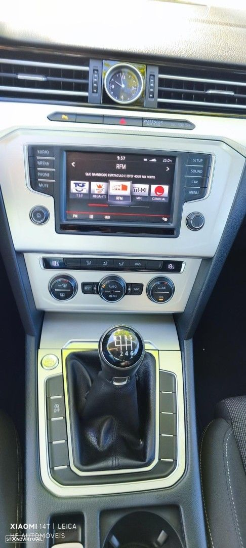 VW Passat 1.6 TDI BlueMotion - 43