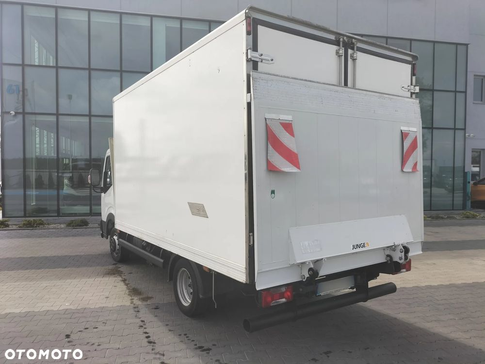 Nissan Cabstar NT400 - 4
