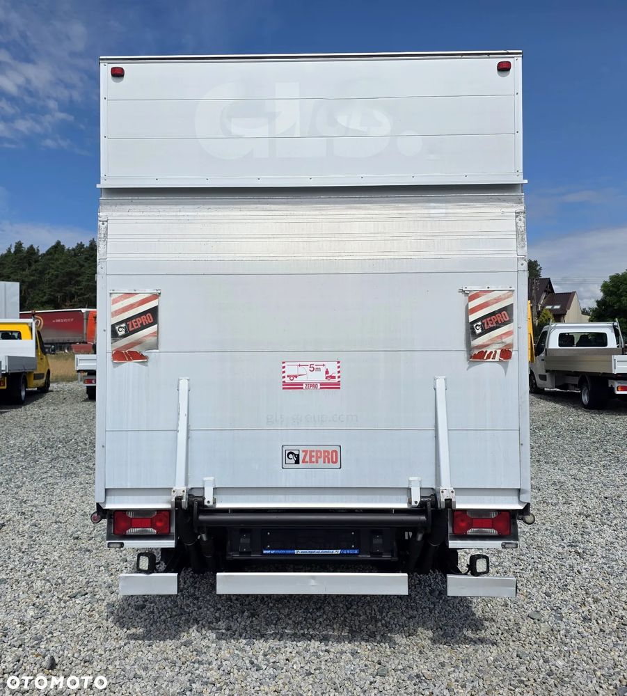 Iveco IVECO 35-180 3.0 HPI 180 KONNY KONTENER 4.2 M WINDA KLIMA 8 BIEGÓW HIMATIC WEBASTO BLIŹNIAKI DO 3.5 T WINDA - 4
