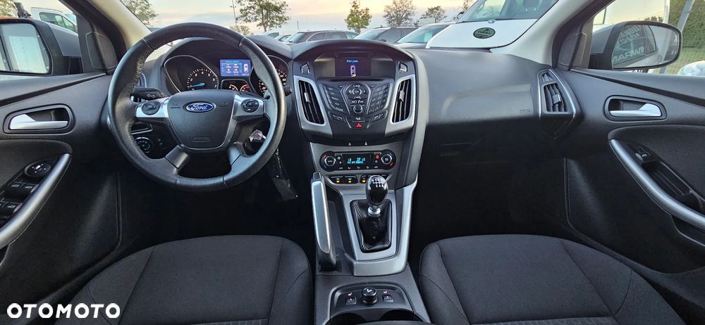 Ford Focus - 14