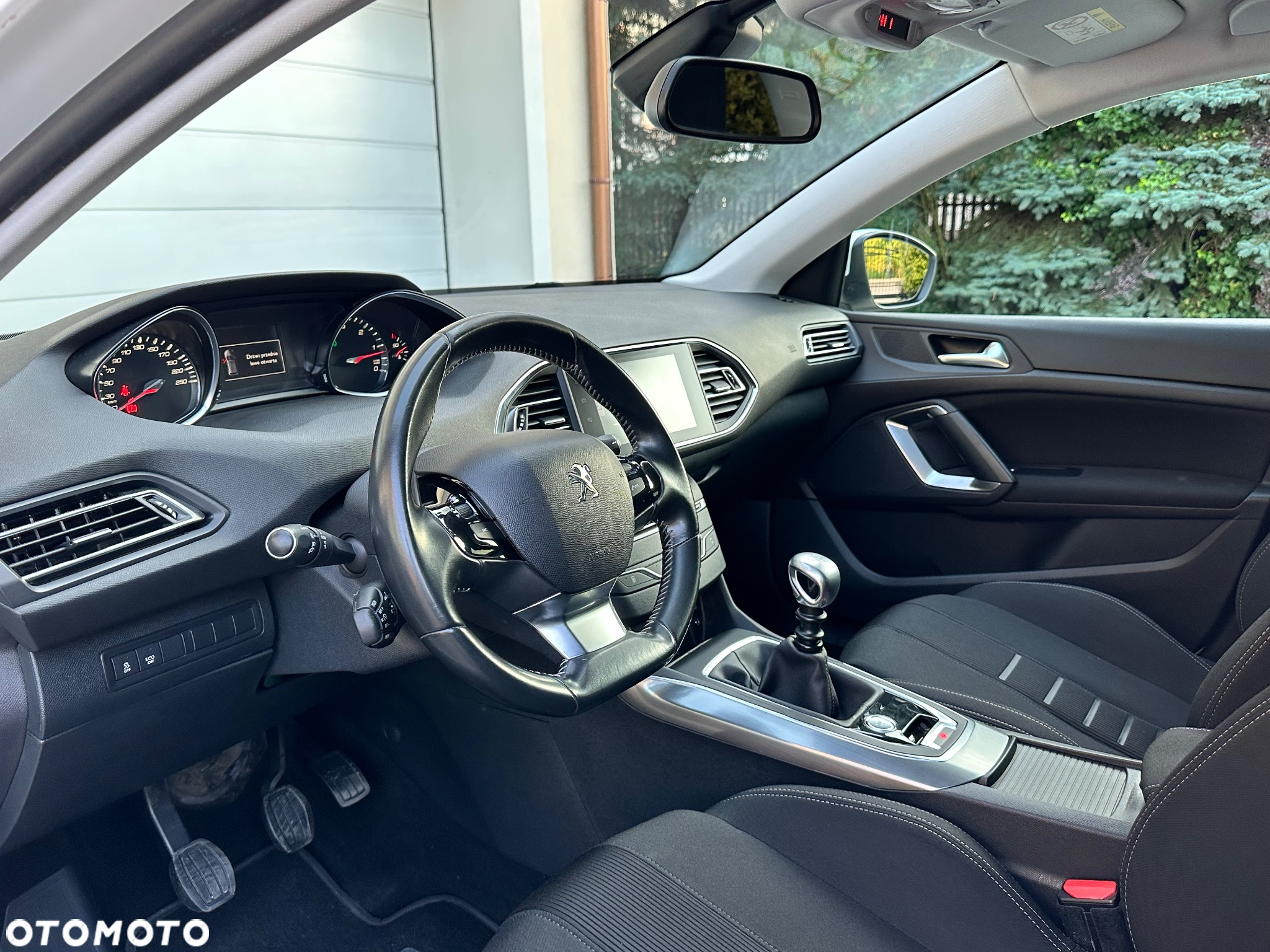 Peugeot 308 SW e-HDi FAP 115 Stop&Start Business Line Niveau 1 - 19