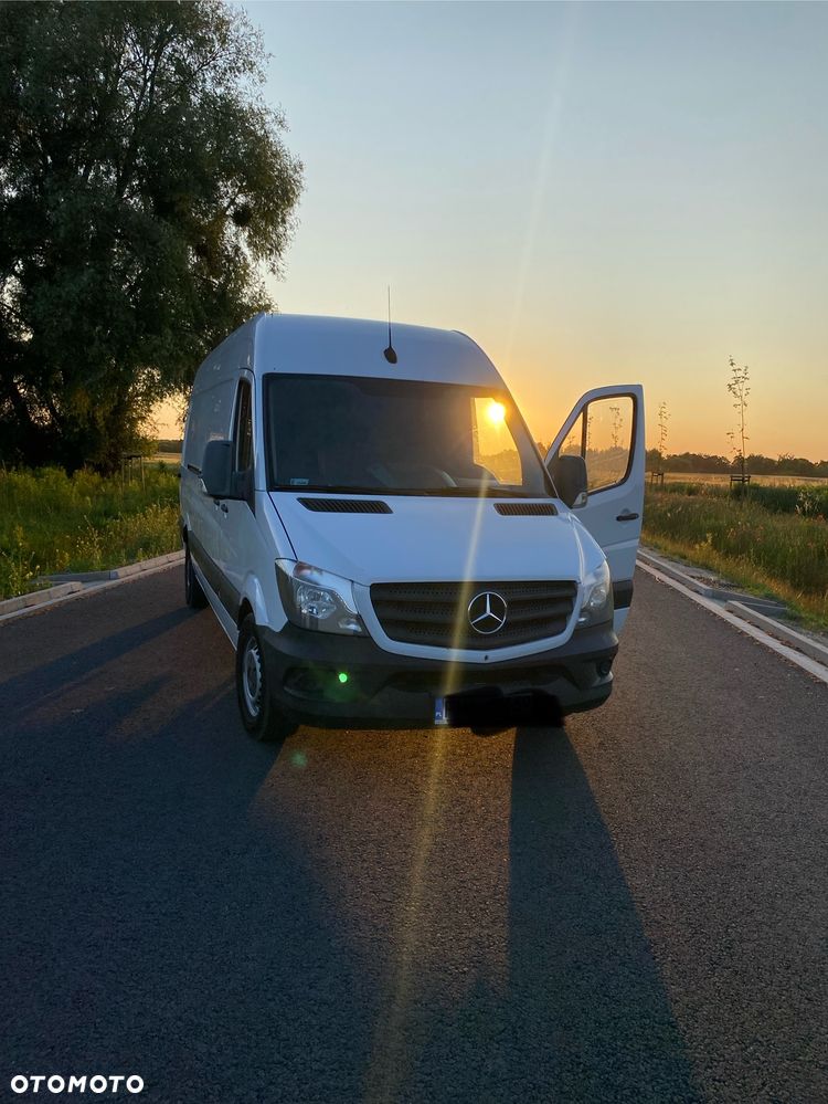 Mercedes-Benz Sprinter - 9