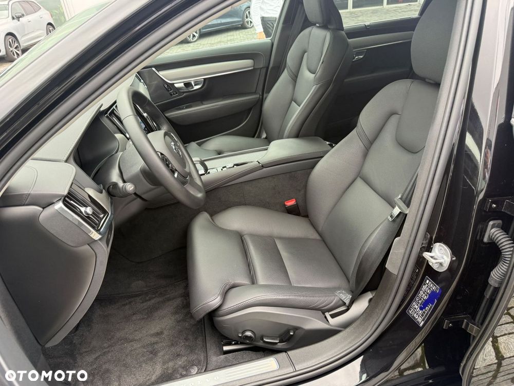 Volvo S90 - 11