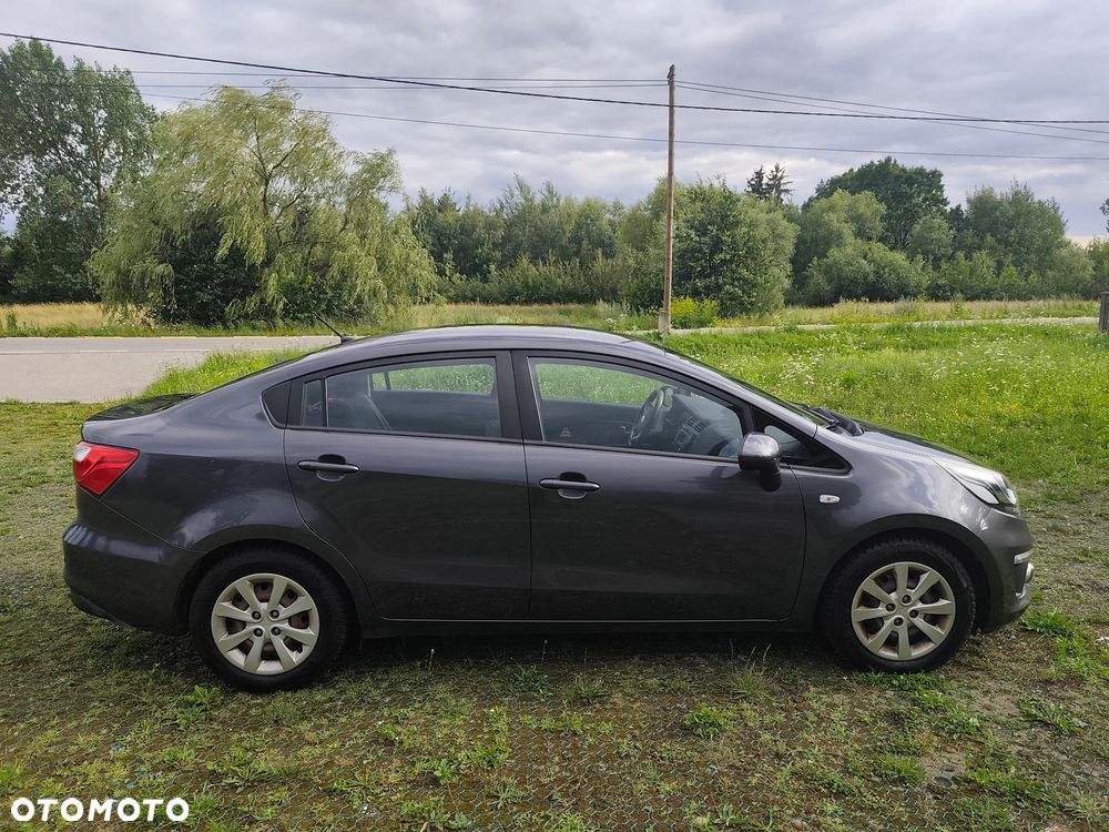 Kia Rio 1.4 M - 7