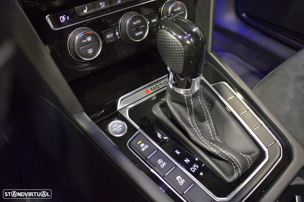 VW Arteon 2.0 TDI R-Line DSG 4Motion - 28