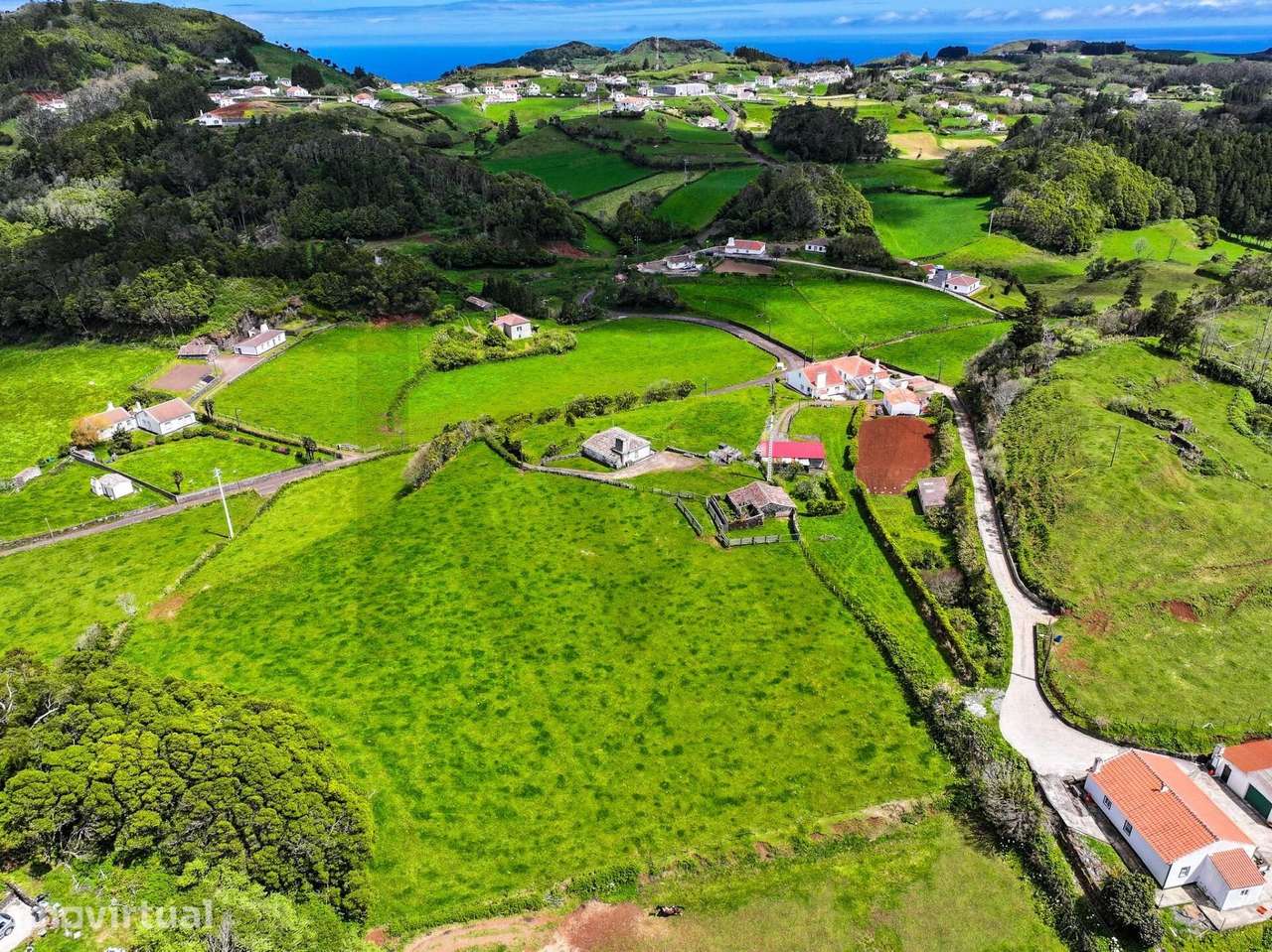 Terreno Rústico de 6.139m2 | Cruz, Santo Espírito, Ilha de Santa Maria - Grande imagem: 2/13