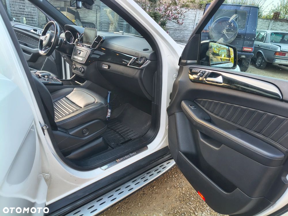 Mercedes-Benz GLS 450 4Matic 9G-TRONIC - 20