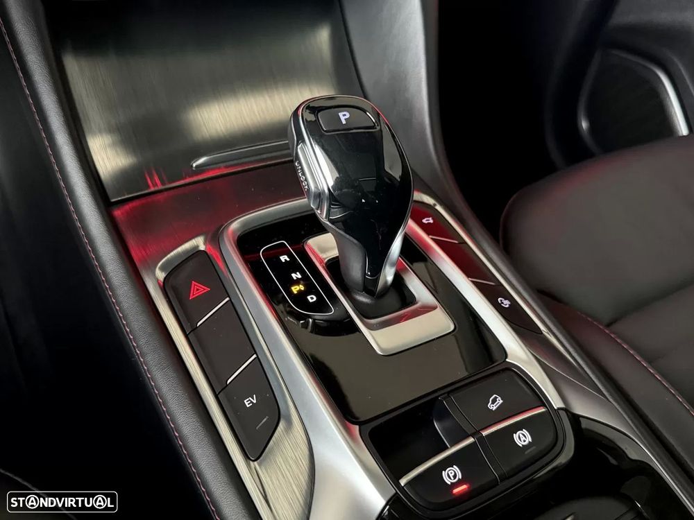 MG EHS 1.5 T-GDI Plug-in Hybrid Luxury - 57