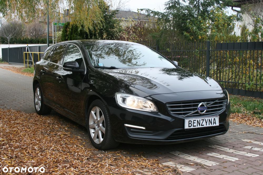 Volvo V60 D3 Drive-E Dynamic Edition (Momentum) - 32