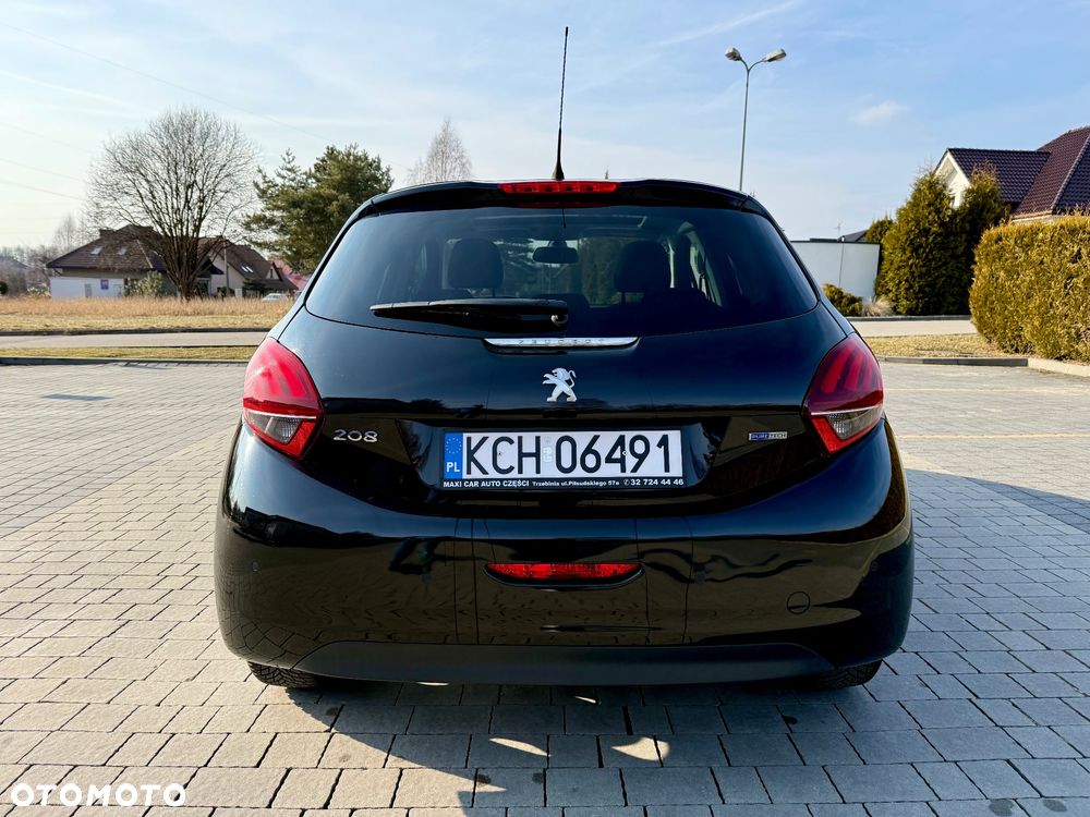 Peugeot 208 82 PureTech Style - 6