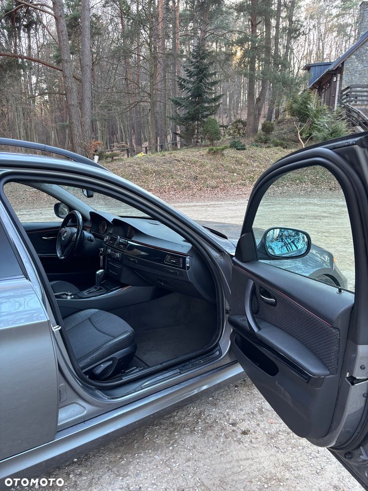 BMW Seria 3 320d xDrive DPF - 15