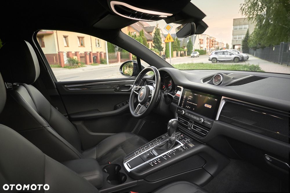 Porsche Macan S - 28