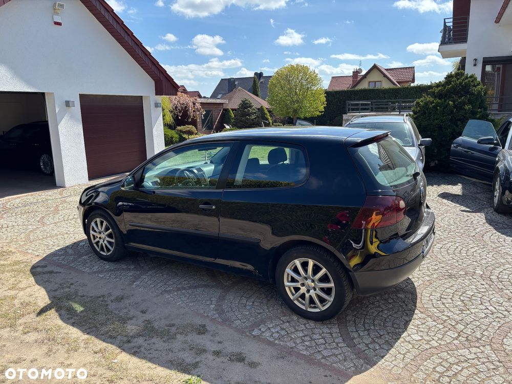 Volkswagen Golf 1.6 FSI Goal - 17