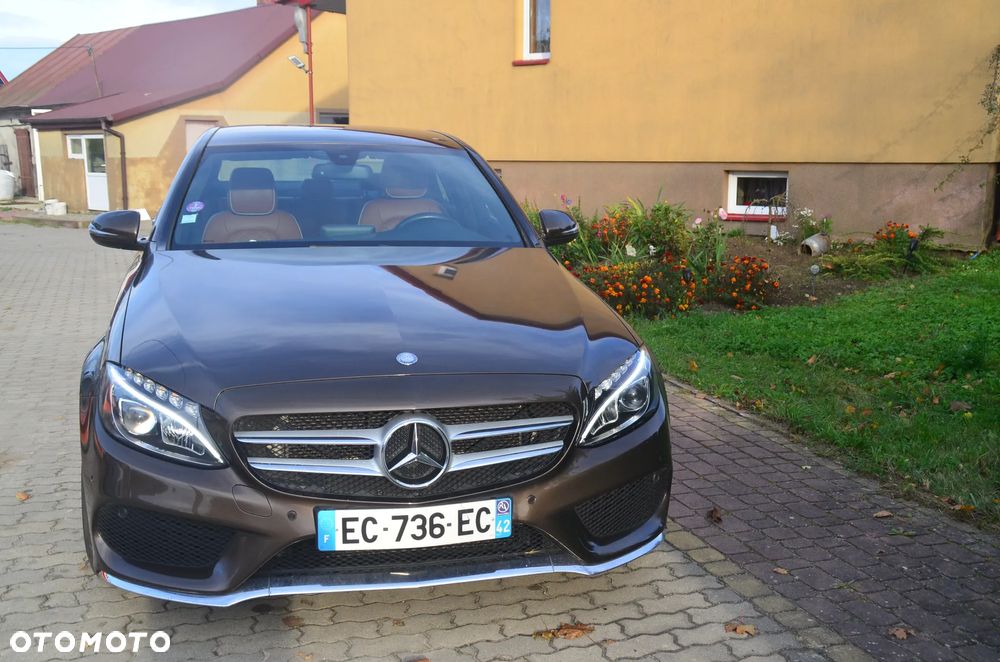 Mercedes-Benz Klasa C 200 4Matic 7G-TRONIC AMG Line - 2
