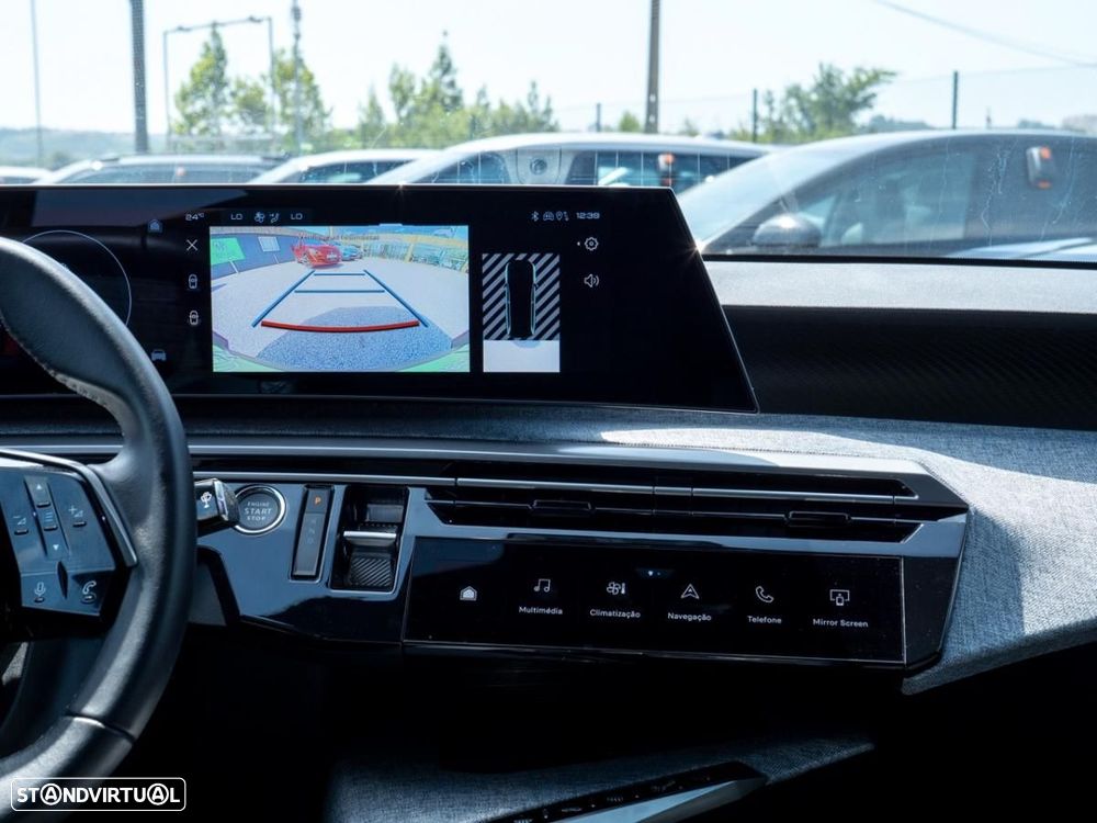Peugeot E-5008 73 kWh Allure - 28
