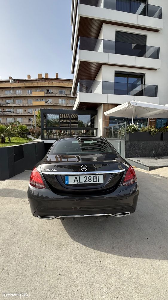 Mercedes-Benz C 300 h AMG Line - 5