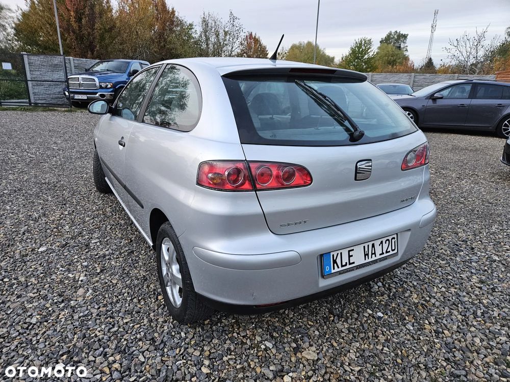 Seat Ibiza 1.4 16V Stylance - 3