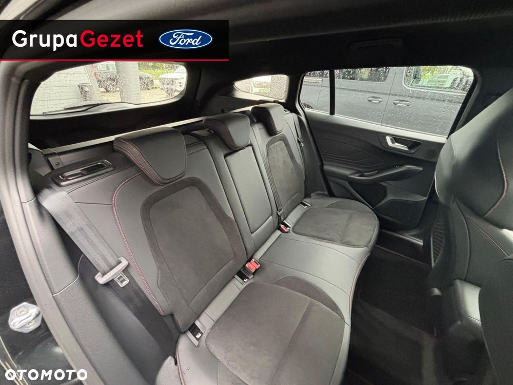 Ford Focus - 13
