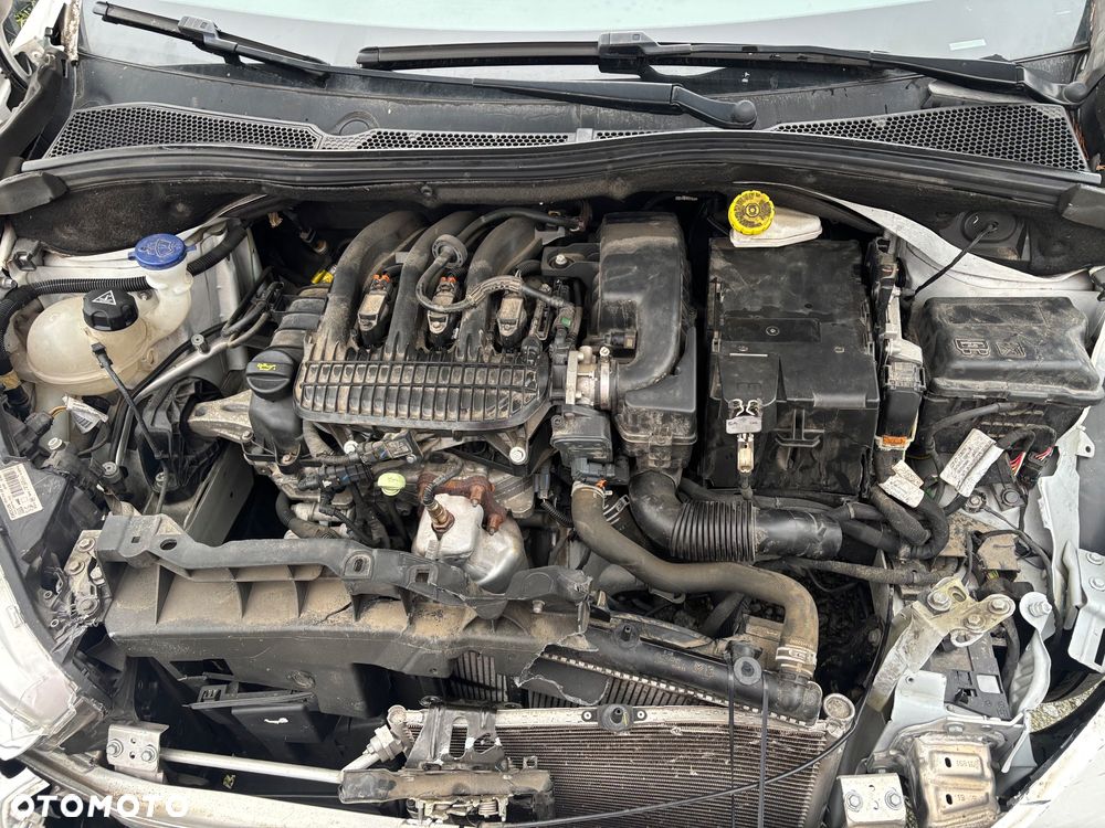 Peugeot 208 PureTech 82 Start & Stop Allure - 9