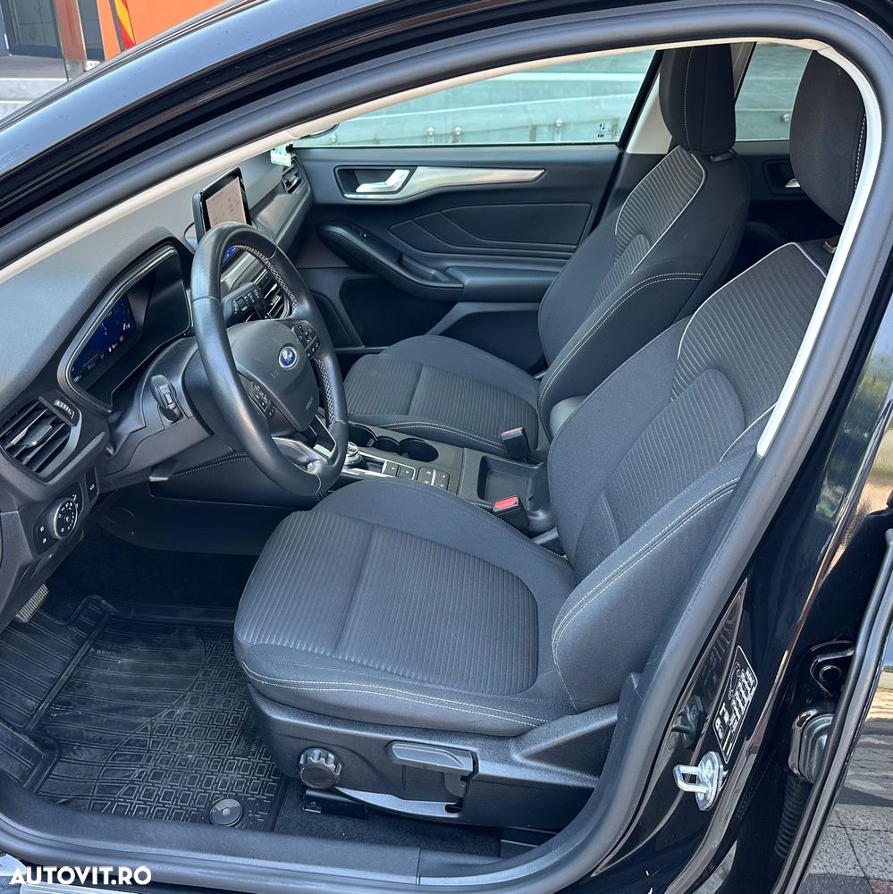 FORD Focus 2020 — imagine 24