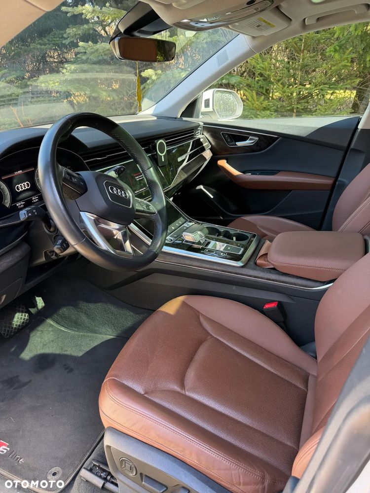 Audi Q8 55 TFSI mHEV Quattro Tiptronic - 12