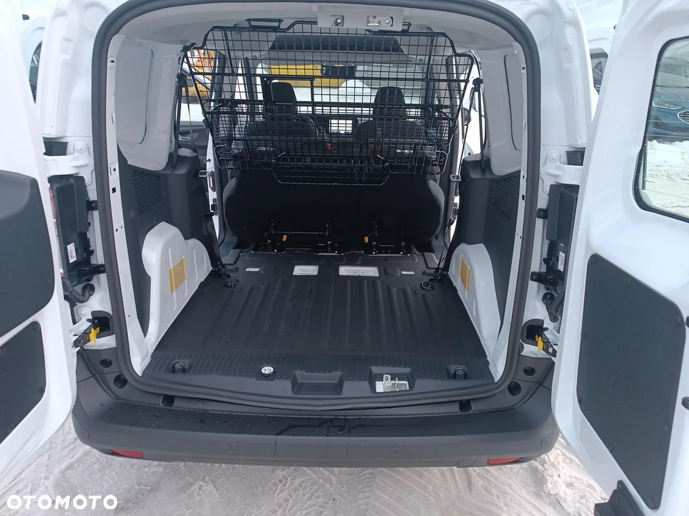 Ford Transit Courier Trend - 26