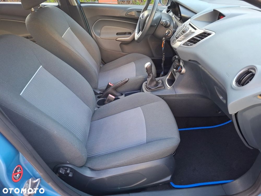 Ford Fiesta 1.25 Gold X EU5 - 33