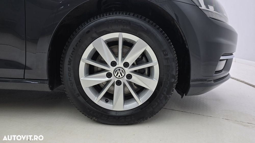 Volkswagen Golf 1.6 TDI Comfortline - 23