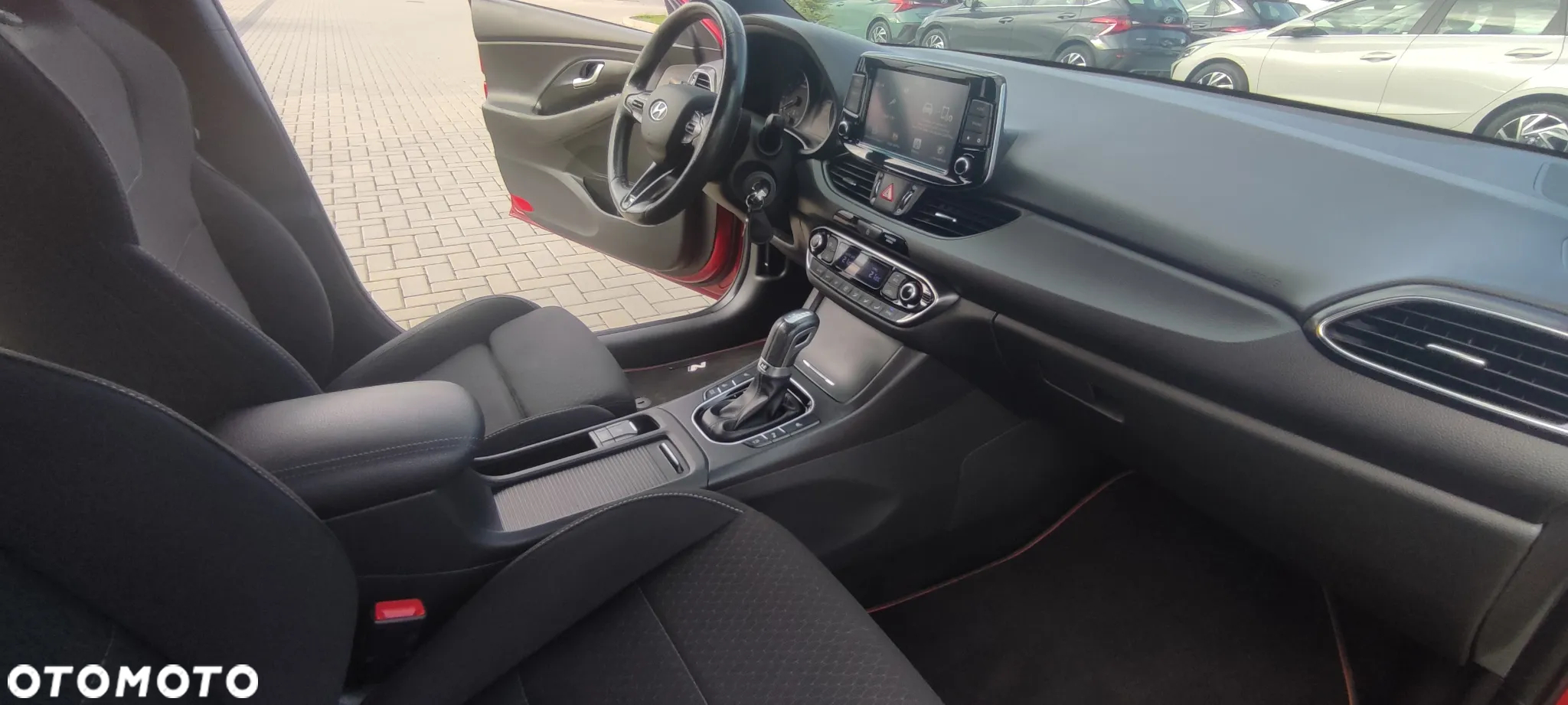 Hyundai i30 Fastback 1.4 T-GDI Premium DCT - 17