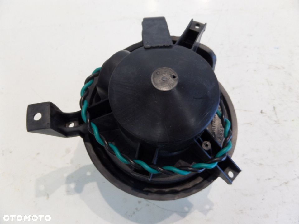 CHRYSLER SEBRING 99 WENTYLATOR DMUCHAWY 05017741AA - 2
