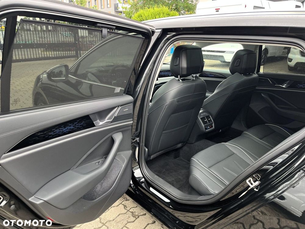 Volkswagen Passat Variant 1.5 TSI ACT mHEV Elegance DSG - 34