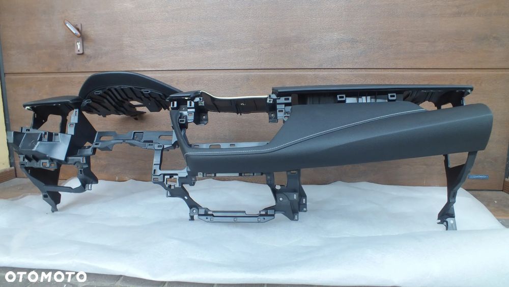 Konsola deska rozdzielcza Toyota Rav 4 V - 7