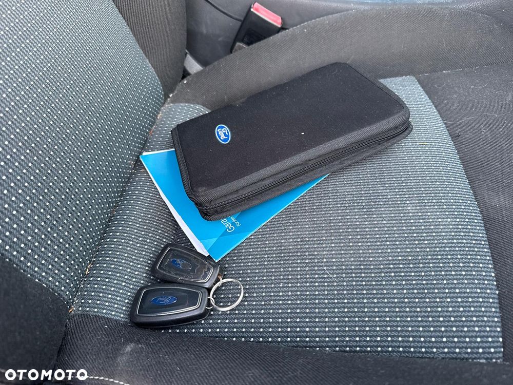 Ford Mondeo 2.0 S - 9