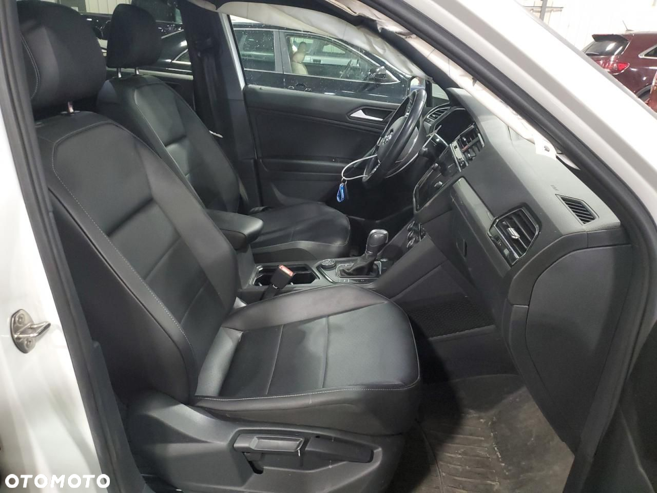 Volkswagen Tiguan - 7