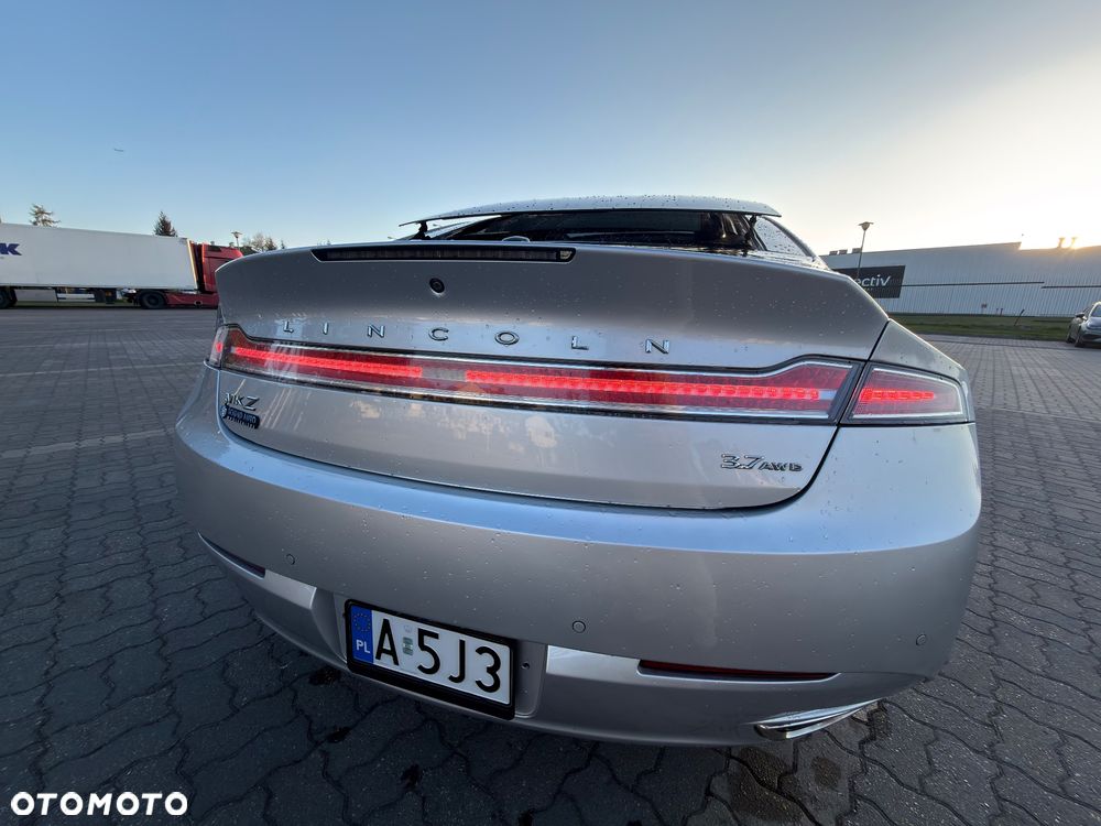 Lincoln MKZ - 21